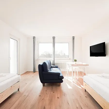 Raj Living - Monteurwohnung - 3 Schlafzimmer - Kueche - Balkon - Waschmaschine * Duisburg