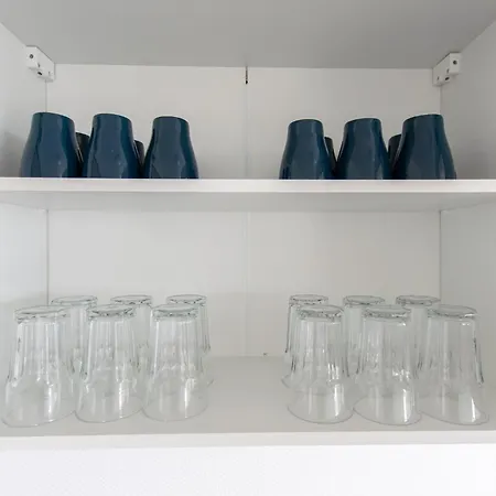 Tolstov - Monteurwohnung - 3 Schlafzimmer - Kueche - Balkon - Waschmaschine Duisburg