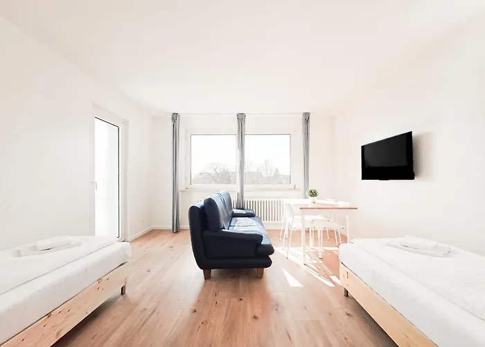 Tolstov - Monteurwohnung - 3 Schlafzimmer - Kueche - Balkon - Waschmaschine * Duisbourg