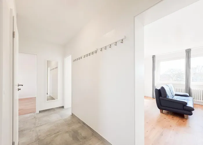 Daire Tolstov - Monteurwohnung - 3 Schlafzimmer - Kueche - Balkon - Waschmaschine Duisburg