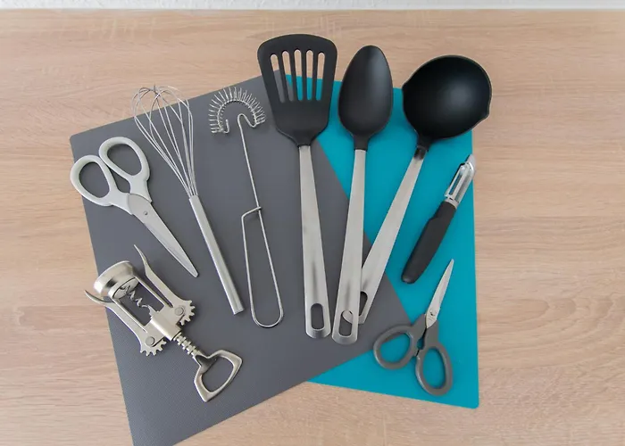 Tolstov - Monteurwohnung - 3 Schlafzimmer - Kueche - Balkon - Waschmaschine Appartement *